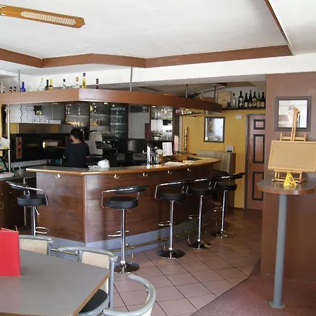 Bed & Breakfast Cafe Galerie
