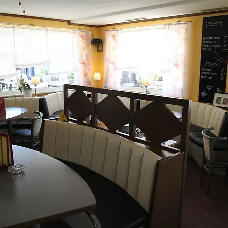 Cafe Galerie Bed & Breakfast Lieboch