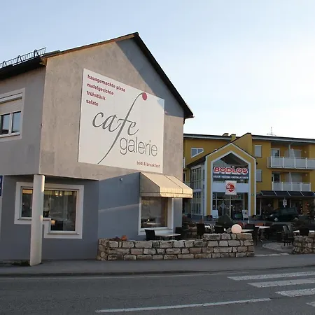 Bed & Breakfast Cafe Galerie