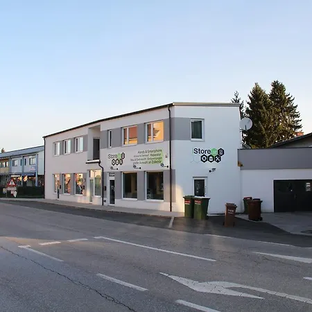 Bed & Breakfast Cafe Galerie 3*