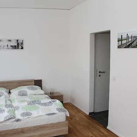 Cafe Galerie Bed & Breakfast 3*
